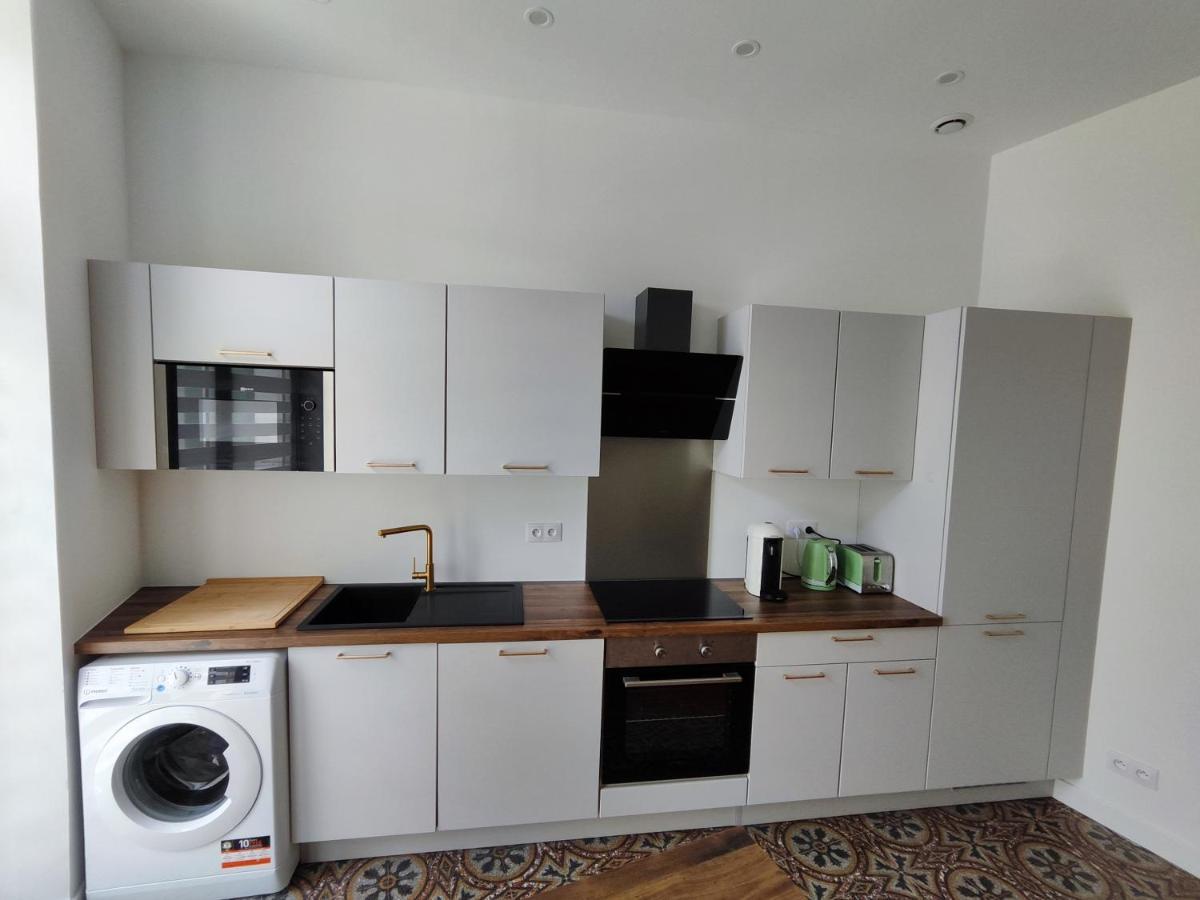 Bright And Modern 3-Bedroom Apartment, 90M2 With Air Condition, In Beziers Exterior photo